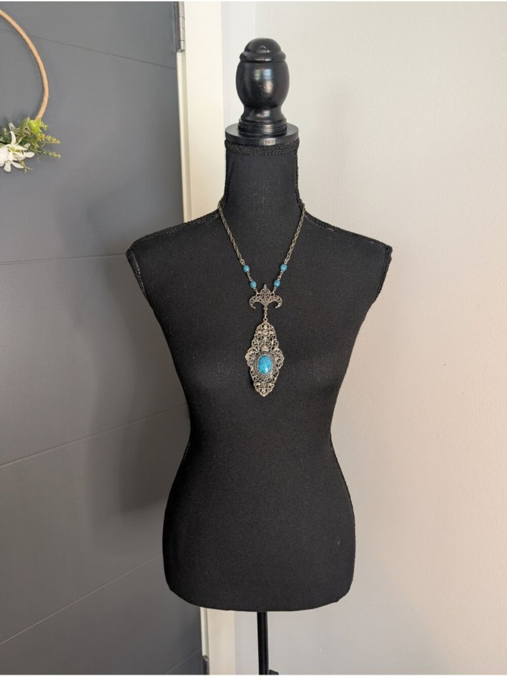 Vintage Silver-Tone Filigree Pendant Necklace With‎ Faux Turquoise Stones